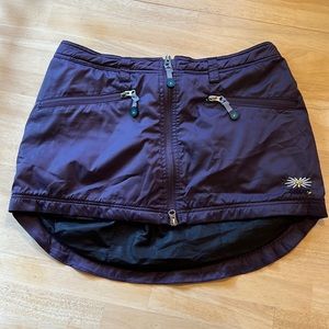 Skhoop Puffy Insulated Mini Skirt - size Large